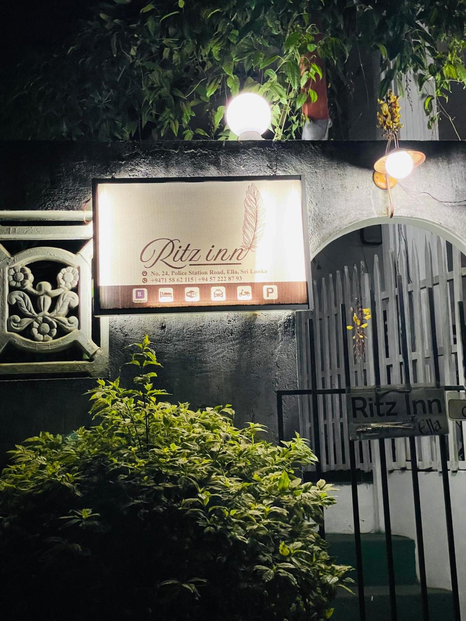 Ritz Inn Ella Esterno foto